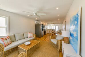 TV - Brigantine Waterfront Vacation Rental w/ Grill (Brigantine)