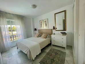 2 Schlafzimmer, WLAN, Bettwäsche, Rollstuhlgeeignet