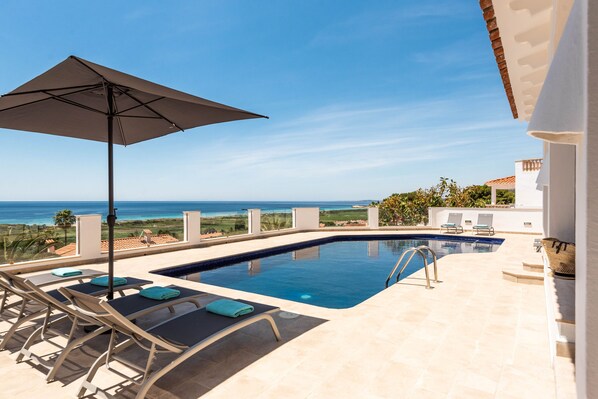 Pool - Villa 'Atalis' with Sea View, Wi-Fi and Air Conditioning (MENORCA)