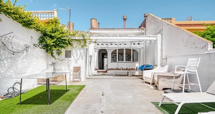 Vacation Home "Oliva Primera Linea" with Sea View, Private Terrace & Wi-Fi