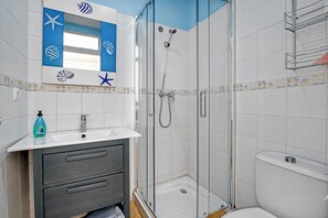 Ducha y secador de pelo