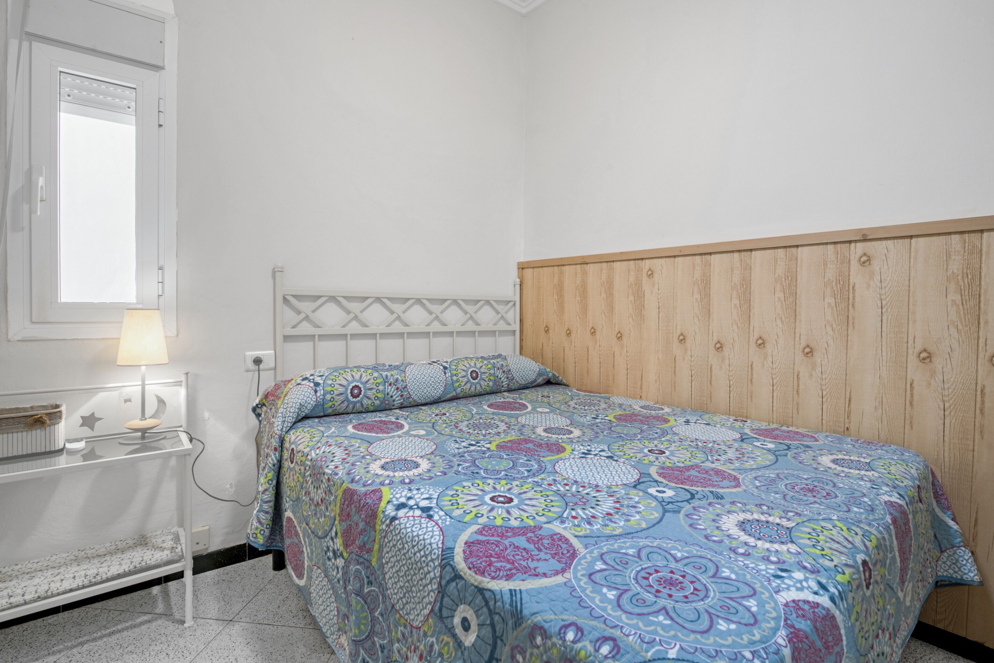 4 室のベッドルーム、WiFi (無料)