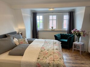 2 habitaciones, tabla de planchar con plancha y wifi gratis 