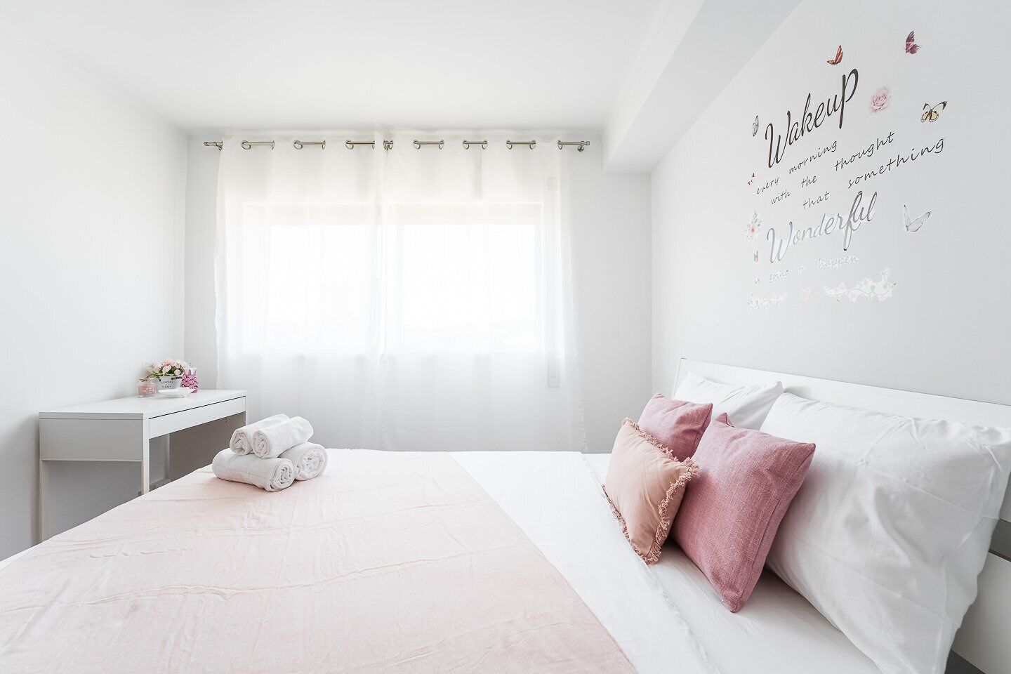 5 Schlafzimmer, Schreibtisch, Bügeleisen/Bügelbrett, Internetzugang