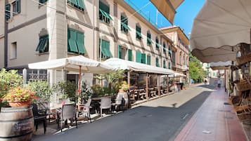 Ristorazione all'aperto