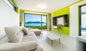 A02 Pool Villa | Área de estar | Smart TV 86 polegadas com canais digitais, pisos aquecidos