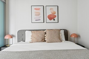 1 chambre, fer et planche Ă repasser, Wi-Fi, draps fournis