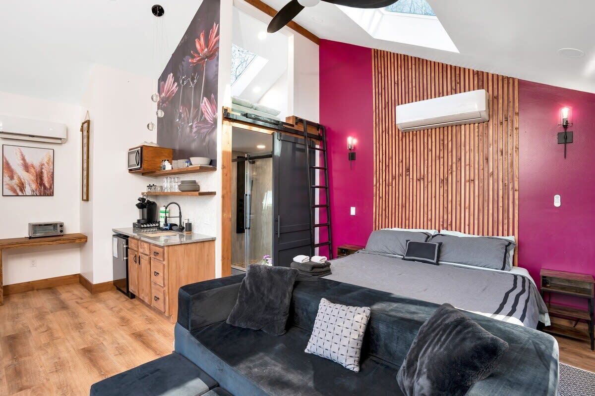 1 bedroom, WiFi, bed sheets