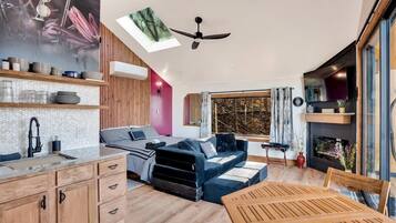 TV, fireplace, offices