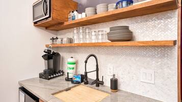 Fridge, microwave, coffee/tea maker, toaster
