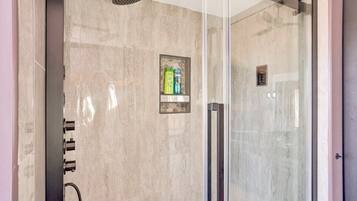 Shower, towels