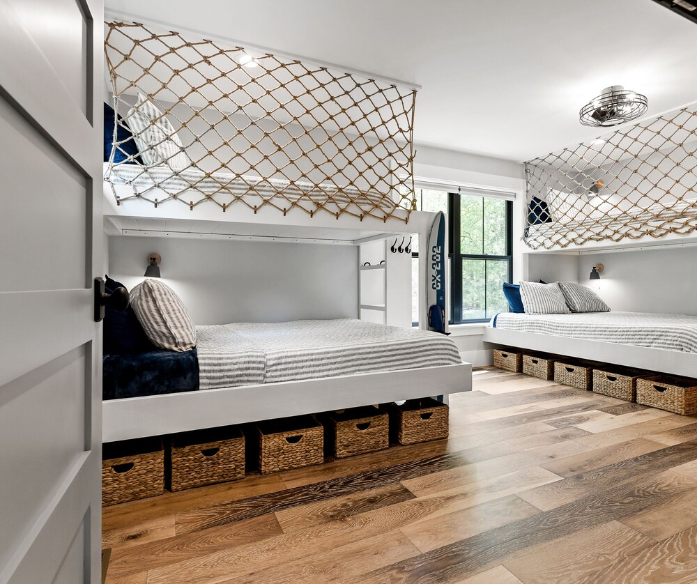 Beautiful Home within Walking distance to Lake Michigan Mears Vrbo