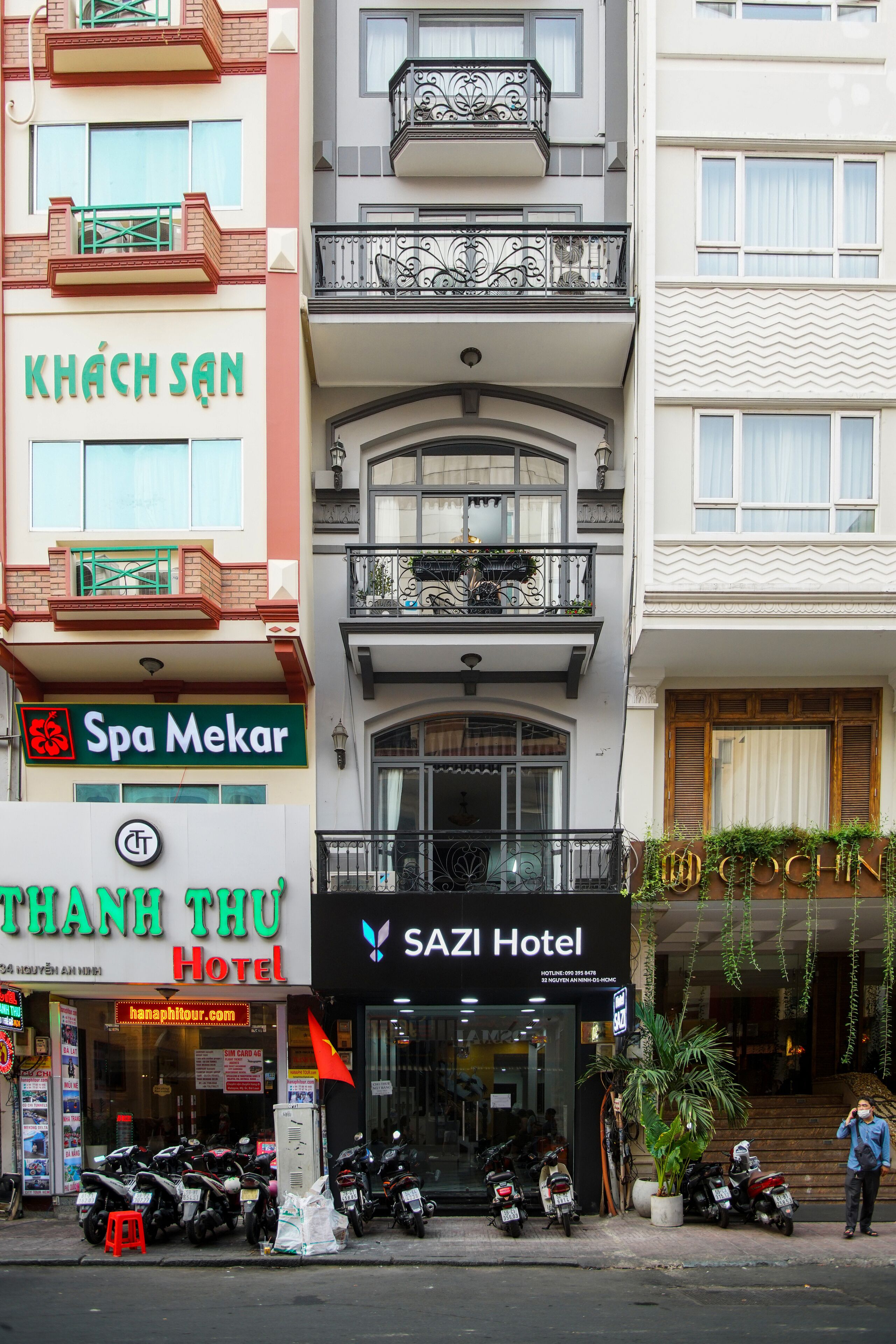 Kiến trúc tòa nhà