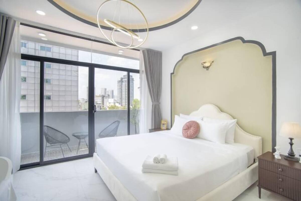 Minibar, Schreibtisch, Verdunkelungsvorhänge, schallisolierte Zimmer