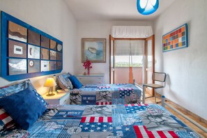 2 chambres, fer et planche à repasser, Wi-Fi gratuit, draps fournis