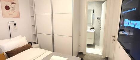 2 Schlafzimmer, Bügeleisen/Bügelbrett, kostenloses WLAN, Bettwäsche