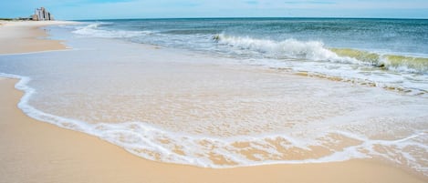 Beach nearby, snorkelling, surfing, motor boating