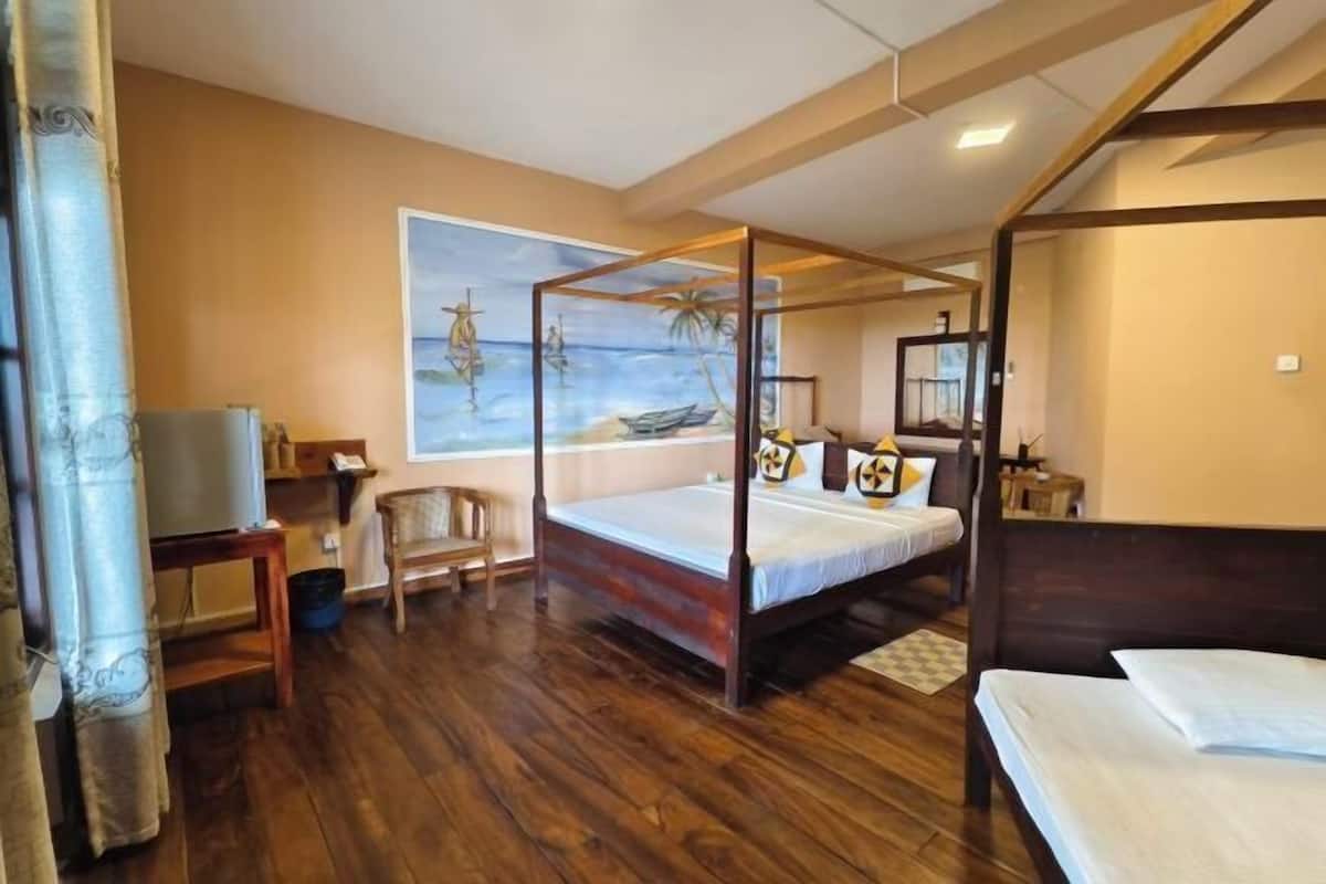 Premium bedding, minibar, individually decorated, individually furnished