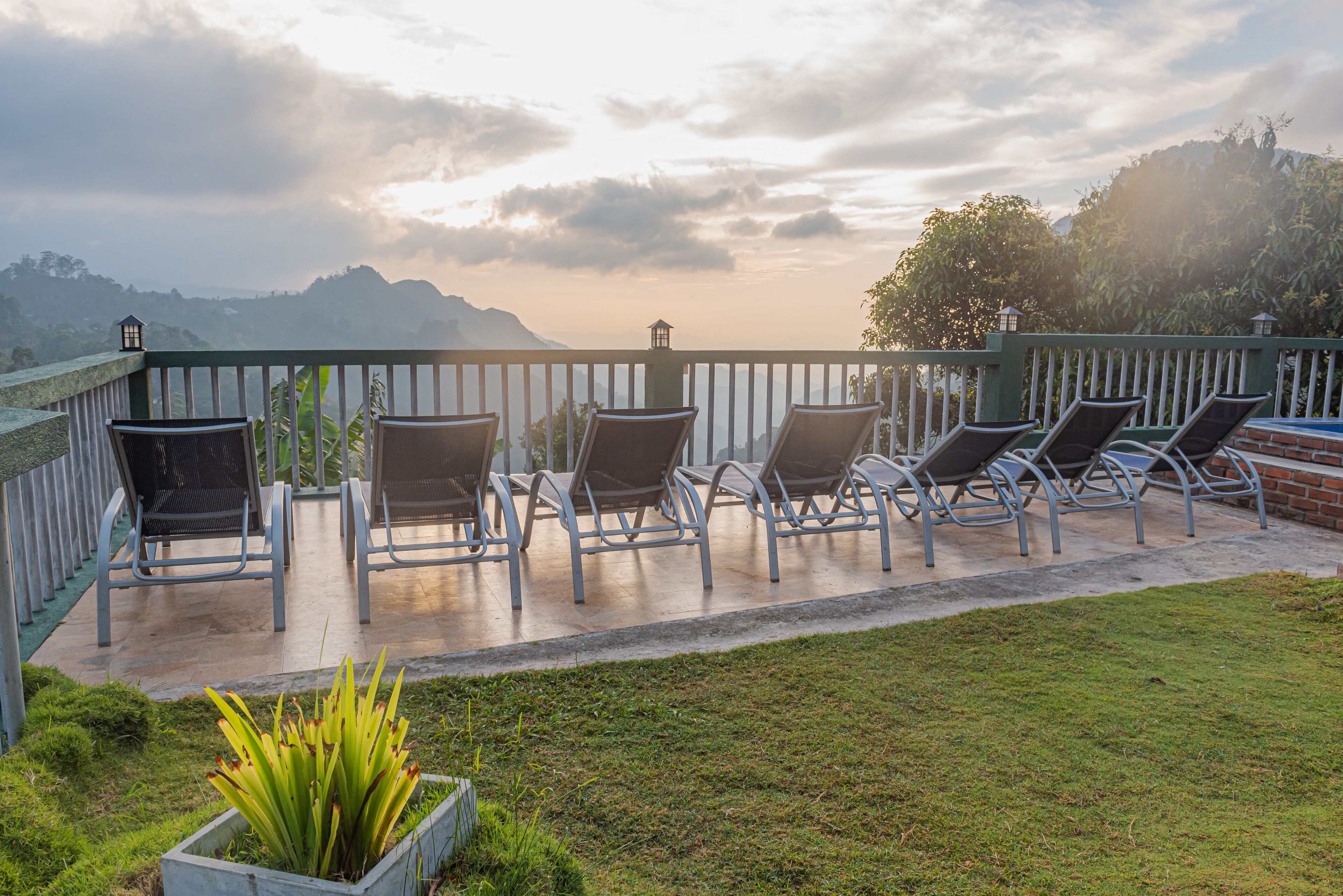 Mặt tiền nơi lưu trú