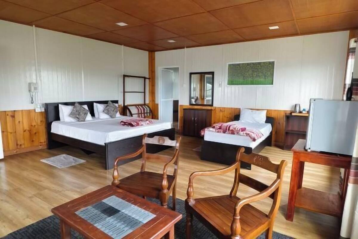 Premium bedding, minibar, desk, laptop workspace