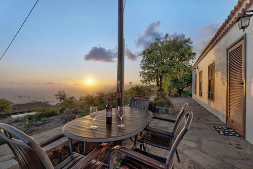 Ferienhaus 'El Naranjo Viejo' mit Meerblick, WLAN und Klimaanlage