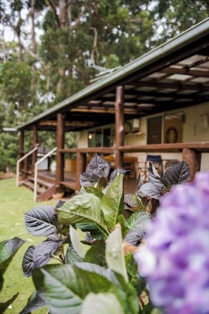 Exterior detail - Seaview Retreat Getaway (Adventure Bay)