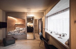 1 bedroom, free WiFi, bed sheets - "Rousa little guesthouse Cosy" with breakfast included! (Rasun Anterselva)