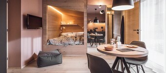 "Rousa little guesthouse Cosy Plus" with breakfast included!