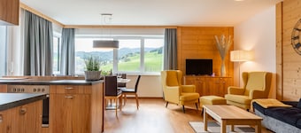 Lovely spacious house with garage by the slopes