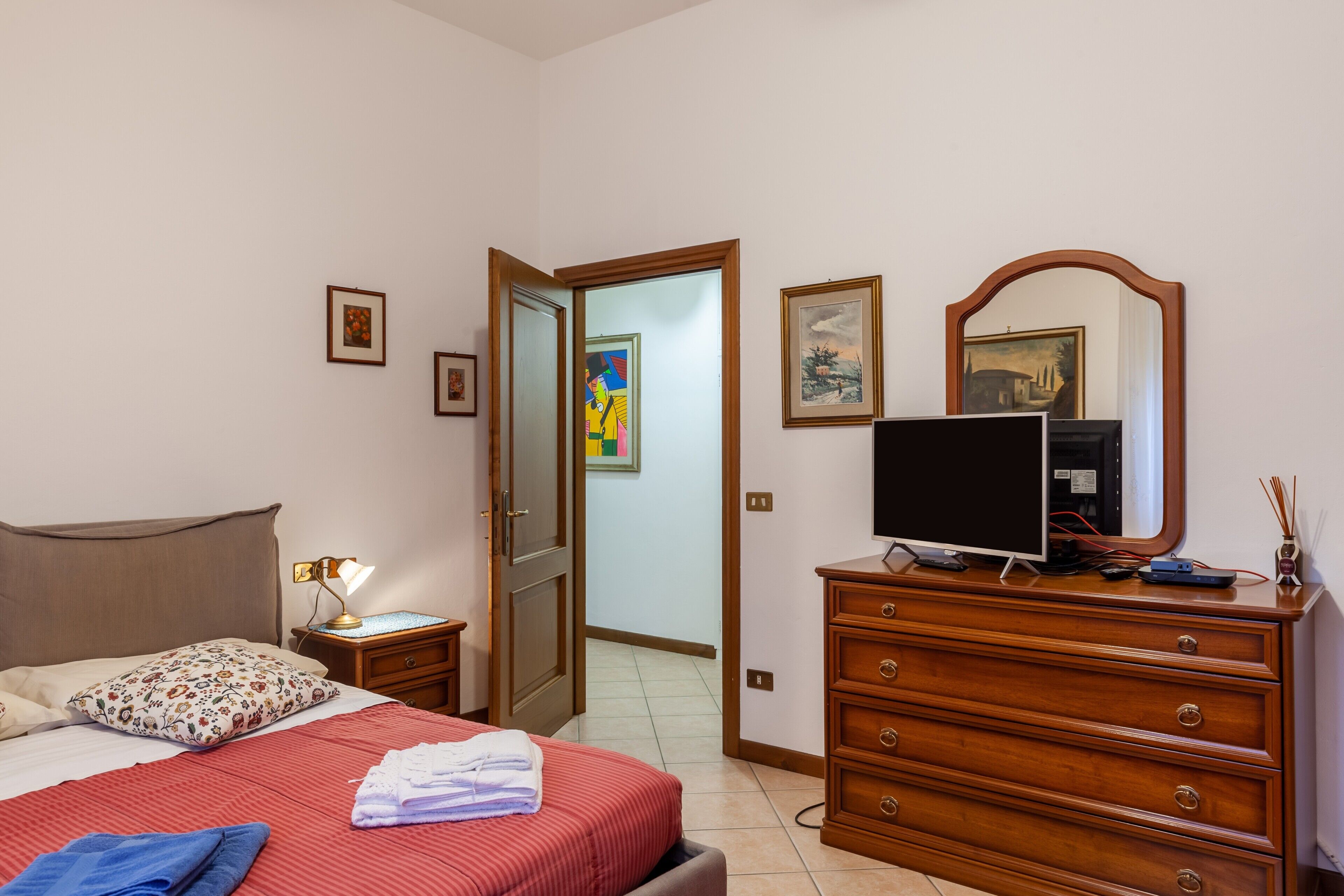 2 Schlafzimmer, Bügeleisen/Bügelbrett, kostenloses WLAN, Bettwäsche