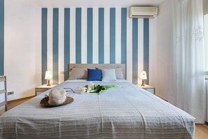 1 camera, ferro/asse da stiro, Wi-Fi gratuito, lenzuola