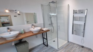 Maison Familiale | Salle de bain