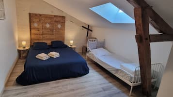 Familie huis | Een strijkplank/strijkijzer, wifi, beddengoed
