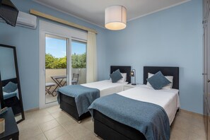 2 bedrooms, iron/ironing board, travel cot, free WiFi