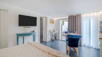 1 Schlafzimmer, BĂŒgeleisen/BĂŒgelbrett, kostenloses WLAN, BettwĂ€sche