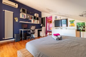 2 bedrooms, free WiFi, bed sheets