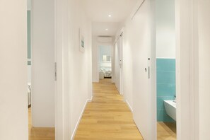 3 bedrooms, iron/ironing board, free WiFi, bed sheets - Apartment 'Appartamento Amalfi' with Sea View, Wi-Fi and Air Conditioning (Campo nell'Elba)