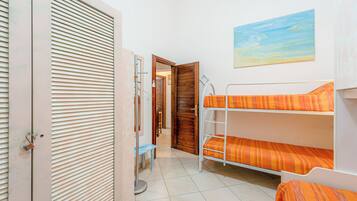 3 chambres, Wi-Fi gratuit, draps fournis