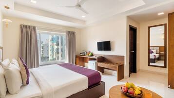 Superior Room | 1 bedroom, in-room safe, desk, iron/ironing board