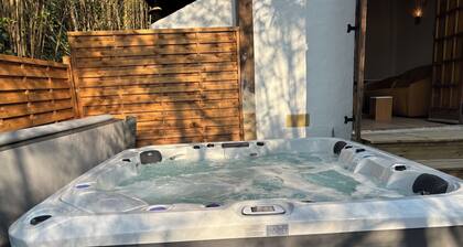 Mona Lisa, Brand-new & splendid flat near Disney