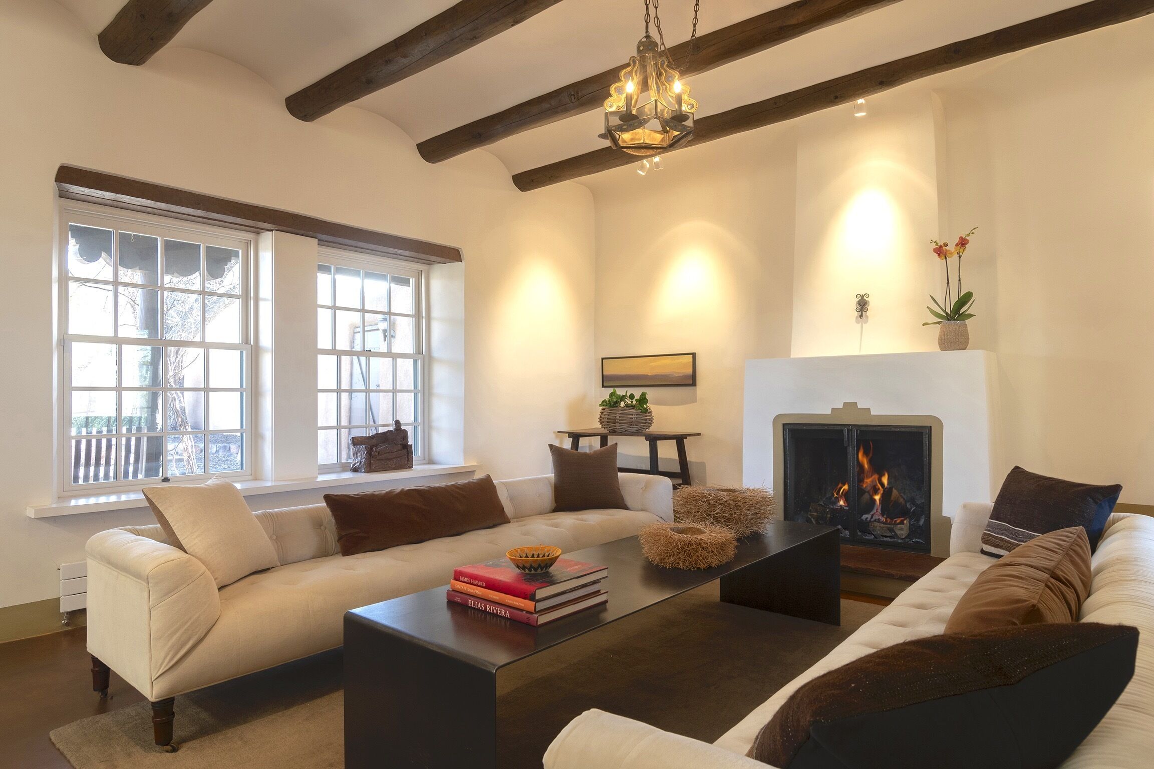 Smart TV, fireplace, offices, printers