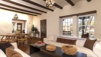 Smart TV, fireplace, offices, printers