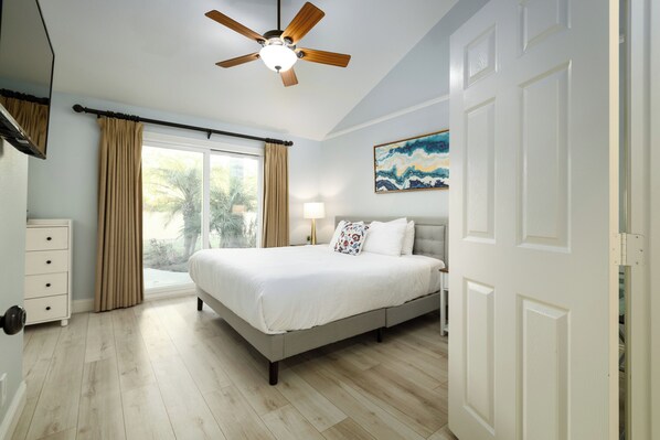 3 bedrooms, desk, iron/ironing board, free WiFi