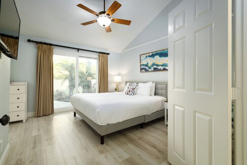 Extended Stay Oasis w/ yard & Arcade (Maple Perch)