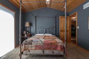 4 Schlafzimmer, Bügeleisen/Bügelbrett, kostenloses WLAN, Bettwäsche