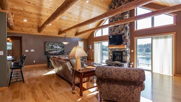 TV, fireplace, DVD player