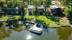 Exterior - LOVELY LAKEFRONT HOME ON THE EASTERN SIDE OF CASTLE ROCK LAKE (Friendship)