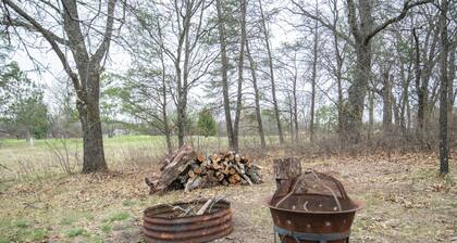 GOLFER'S RETREAT ON LAKE ARROWHEAD GOLF COURSE