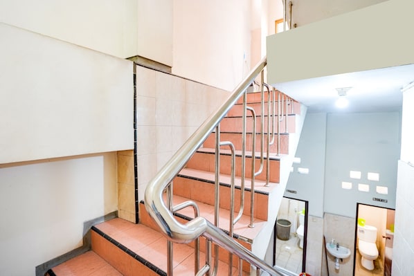 Lobby - OYO Life 91511 Ampel Residence Syariah (Surabaya)