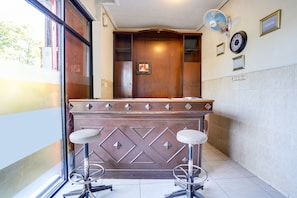 Reception - OYO Life 91511 Ampel Residence Syariah (Surabaya)